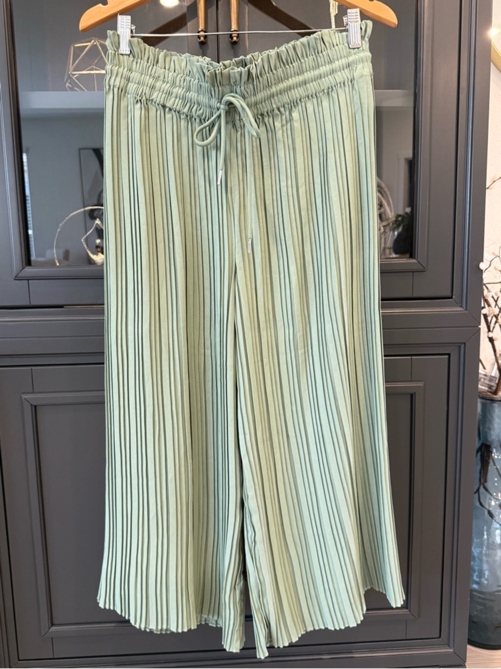 Rachel Zoe Pleated Wide-Leg Pants in Sage